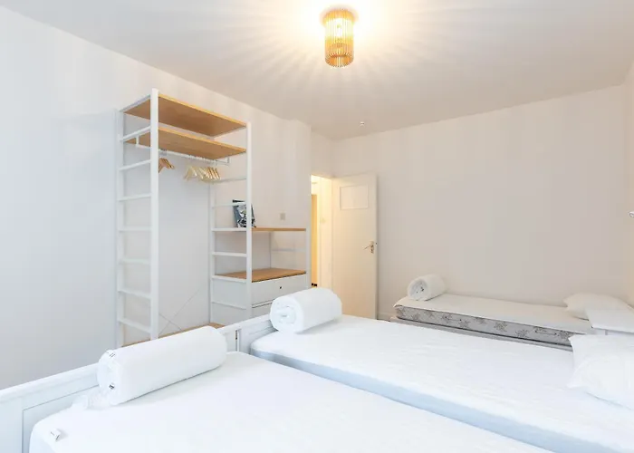 Lecomte - The Sandy Retreat 50 *